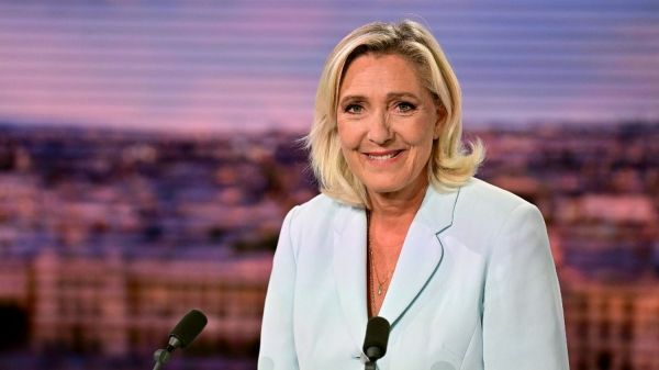 Présidentielle 2027 : "Je suis la candidate naturelle de mon camp", affirme Marine Le Pen