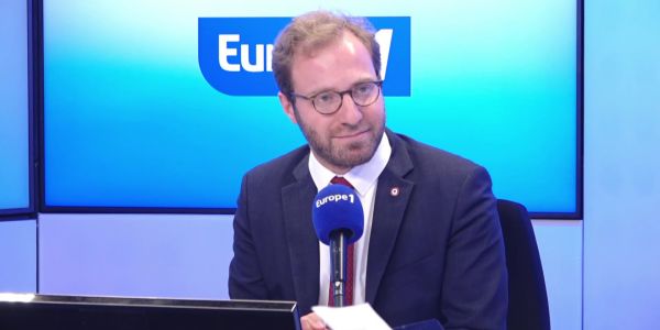 Peine complémentaire, anonymat, VPN... Les contours du projet de loi pour lutter contre le cyberharcèlement