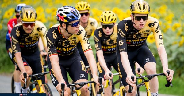 Wout van Aert était "complètement bouleversé" d'apprendre l'accident de Van Hooydonck