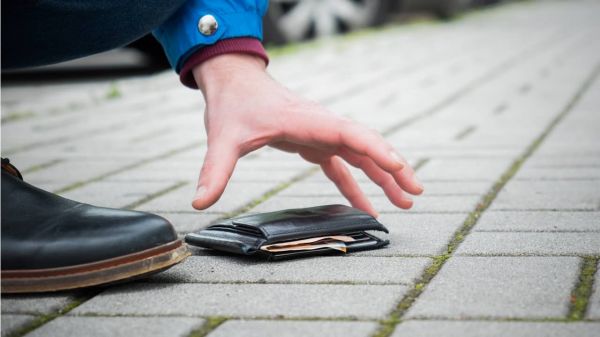 Avez-vous le droit de garder pour vous l’argent que vous trouvez dans la rue ?