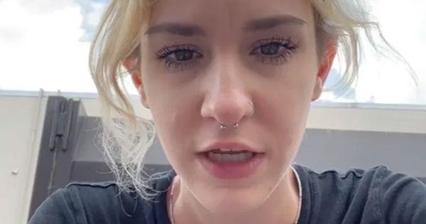 Cette serveuse dit que les gens qui ne peuvent pas laisser un pourboire de 20 % ne méritent pas de manger au restaurant