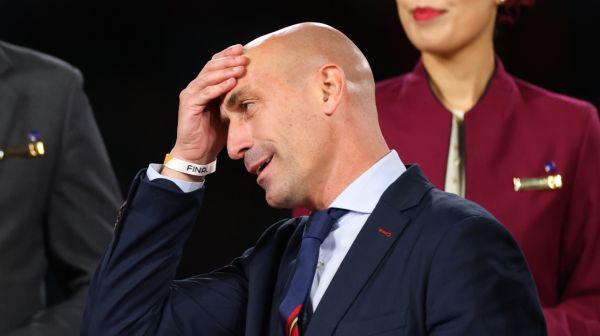 La FIFA explique la suspension de Luis Rubiales