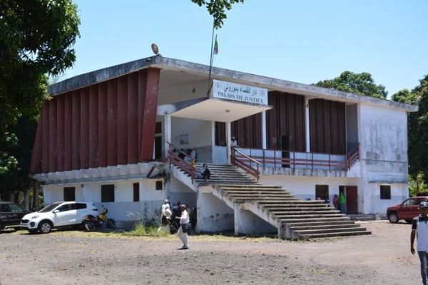 Comores : Procès d'une escroquerie financière, l'affaire Nazra