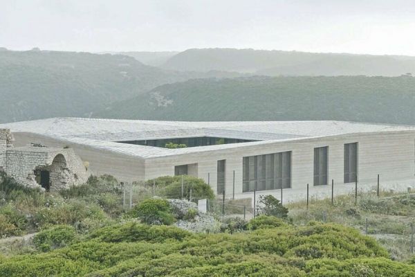 Equipement : une crèche bercée par les éléments