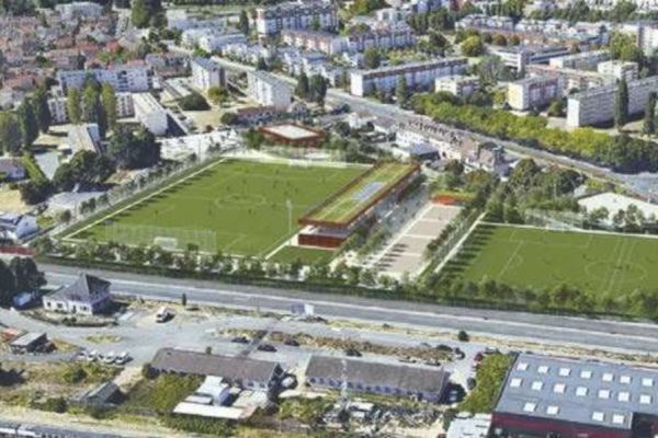 Stade - B+C Architectes