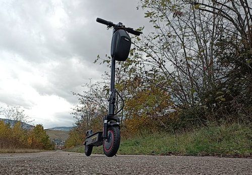 Test de la trottinette Iscooter I9Max (500 watts – 10 pouces – double amortisseurs et pas chère – 300€ )