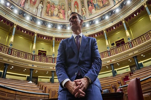 Pedro Sanchez maintient la continuité à la tête du gouvernement Espagnol avec quelques ajustements stratégiques