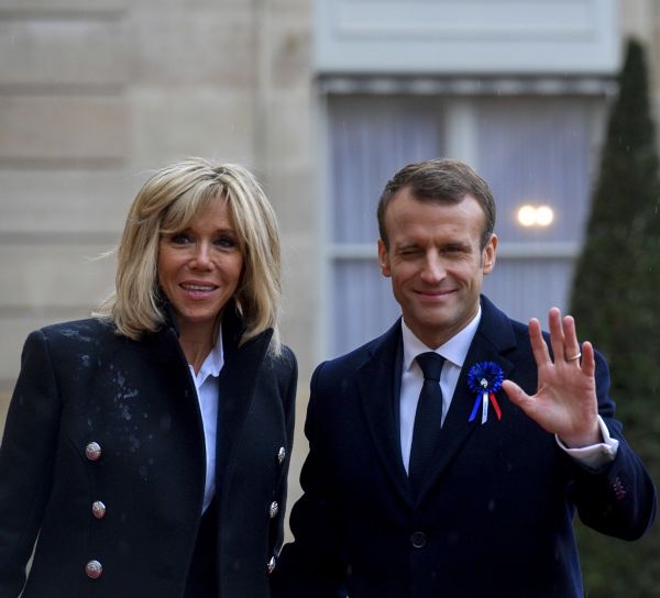 Ça y est, on y arrive. Les journalistes américains d'investigation, qui n'ont pas tout à fait les mêmes méthodes que les journalistes français, prennent le sujet de Brigitte à bras-le-corps.