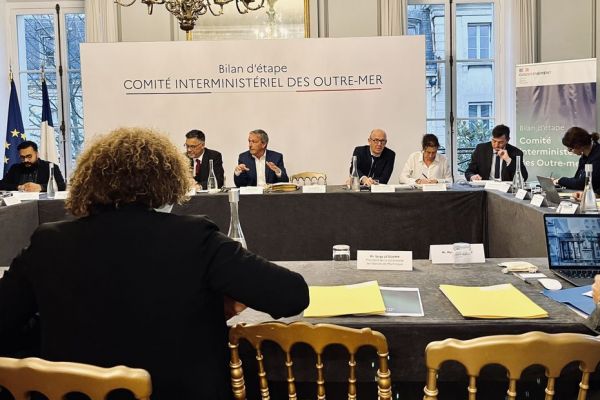 Après le bilan d'étape du CIOM, le dialogue difficile entre le gouvernement et les élus d'Outre-mer demeure persistant