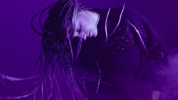 "Nouveau départ” de Bintily Diallo, un 1er album sur fond de confidences