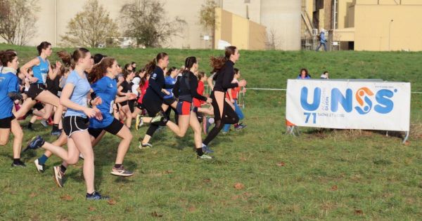 En images. Revivez le cross UNSS 2023 aux prés Saint-Jean de Chalon