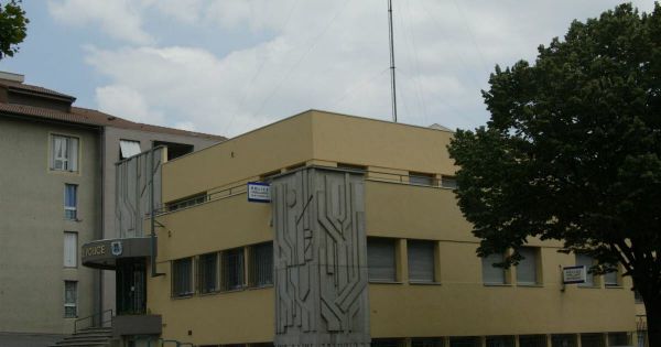 Romans-sur-Isère. Un facteur, habitant du quartier de la Monnaie et d'origine maghrébine, agressé en rentrant de sa tournée