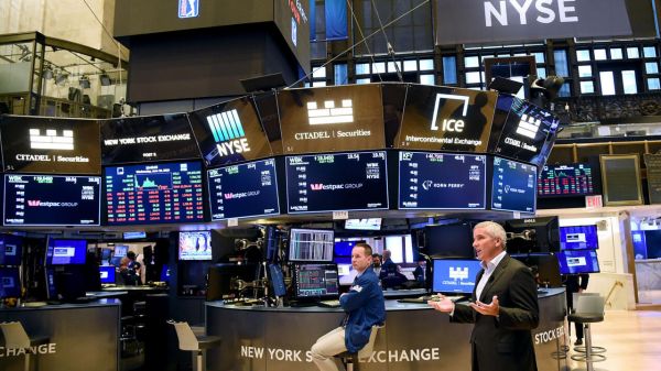 Wall Street conclut dispersée, sans tendance, l'avant-dernière séance du mois