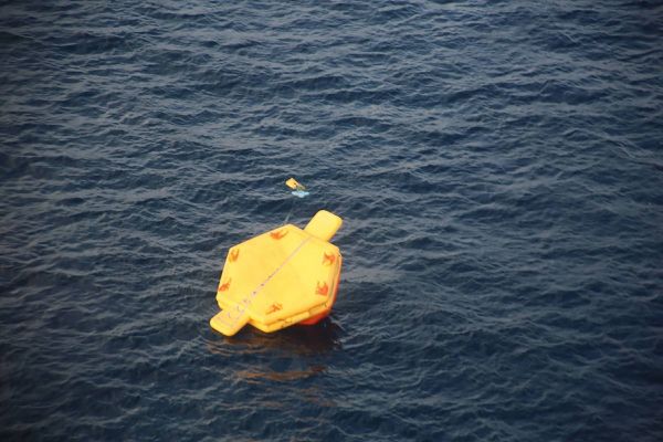 Japon: sept personnes toujours recherchées après le crash en mer d'un aéronef militaire américain