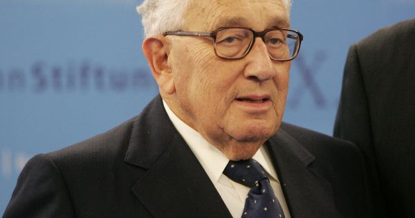 Mort d'Henry Kissinger : "Personne n'a eu, aussi longtemps, une telle influence aux Etats-Unis"