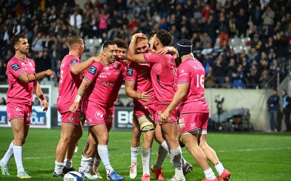 DIRECT - C'est parti dans le choc entre le RC Vannes et Provence Rugby !