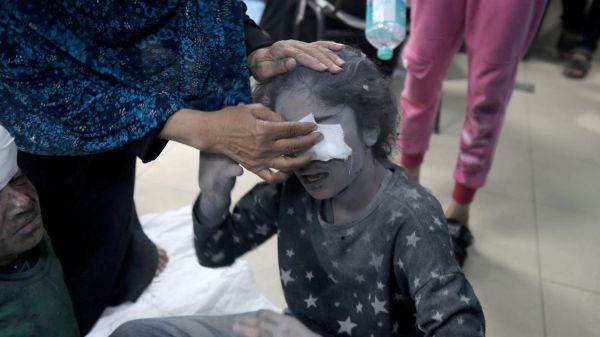 Conflit Israël-Hamas : "Certains jours, plus de morts que de blessés arrivent à l'hôpital" à Gaza, alerte la présidente de MSF