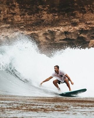 Surf : Les différentes figures et manœuvre pour débuter