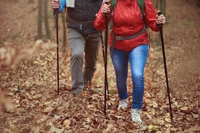 Bâton de randonnée : savoir bien l'utiliser en randonnée