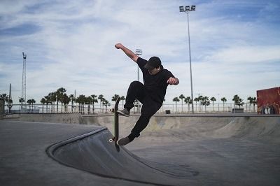 Comment apprendre à faire un kickturn en skateboard ?