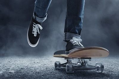Mango : Puis-je pousser avec mon pied avant en skate ?