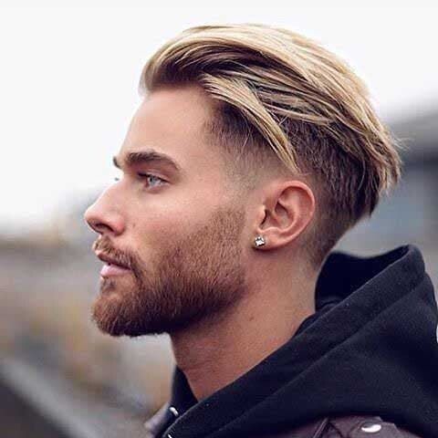 17 coupes de cheveux mi-longs pour hommes à adopter en 2024
