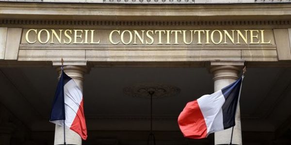 Loi immigration : derrière la censure du Conseil constitutionnel, une victoire mitigée pour Macron