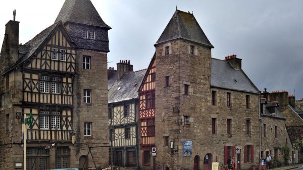 « Incompréhensible » : le policier municipal avait crevé plus de 200 pneus de voitures dans les Côtes-d'Armor