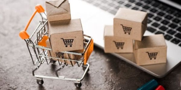 Lucides sur la conjoncture économique, les e-commerçants réorientent leurs investissements