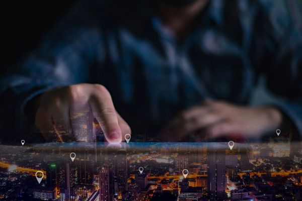 Real data for real estate lance sa place de marché de données immobilières et bâtimentaires