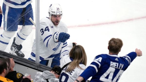 Matthews offre un beau vol de retour aux Leafs