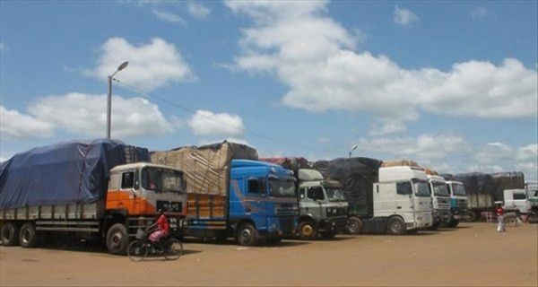 SNC 2024 : Le ministre des transports lance un appel à la prudence après le basculement de 5 camions sur laxe Ouaga-Bobo (AIB)