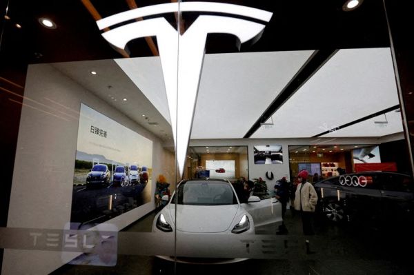 Elon Musk se rend en Chine pour visiter le deuxième marché le plus important de Tesla, selon des sources