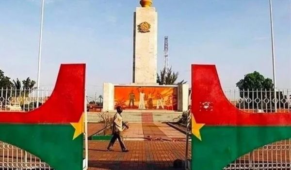 Burkina Faso : Suspension de la diffusion de BBC Afrique et de Voice of America