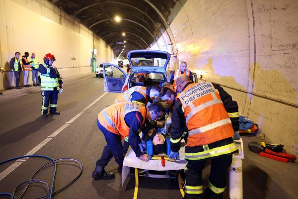 Angoulême: quand les pompiers se préparent au pire dans le tunnel de la Gâtine