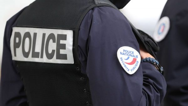 Un fourgon contenant des bijoux braqué près de Lyon, quatre personnes en fuite