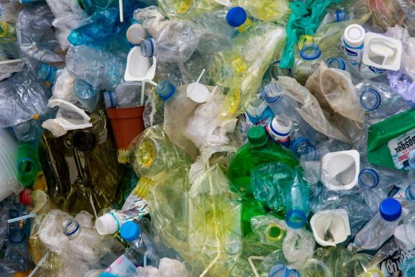 Pourquoi le monde a-t-il besoin d’un traité sévère contre la pollution plastique ?