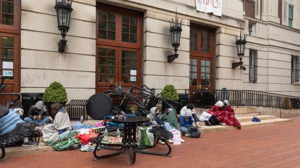 New York : l'université de Columbia menace de « renvoi » les étudiants qui occupent un bâtiment du campus