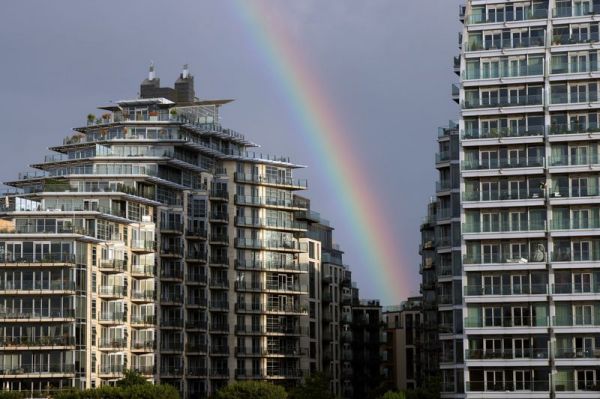 Baisse inattendue des prix de l'immobilier au Royaume-Uni en avril, selon les données de Nationwide