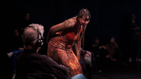 Comédienne somptueuse, Davide-Christelle Sanvee a fêté à sa façon les 60 ans du Théâtre de Vidy