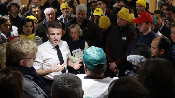 Agriculture : une réunion avec Emmanuel Macron à l'Elysée pour "concrétiser" les annonces du gouvernement