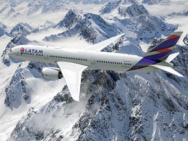 LATAM dévoile le nouveau design de la cabine économique du Dreamliner