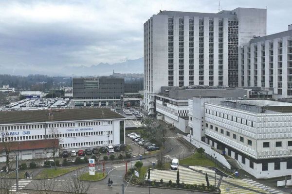 Grenoble : l'hôpital Michallon se restructure en profondeur