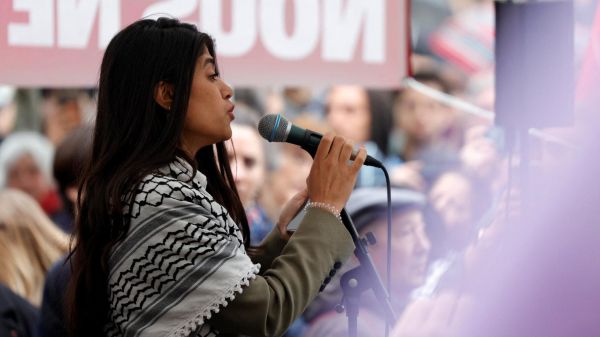 Rima Hassan à Paris-Dauphine : la justice autorise cette conférence pro-Gaza interdite par la fac