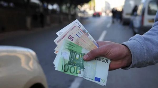 Cotations Banque d’Algérie et marché noir : à combien s’échangent 100 euros ce 5 mai ?