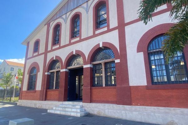 La ville de Nouméa offre une seconde vie au bâtiment historique de la "France australe"