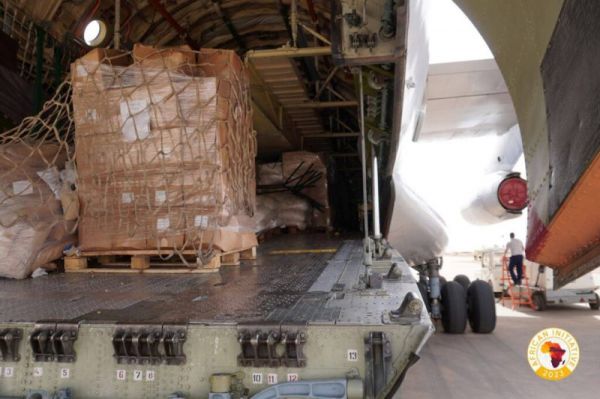 La Russie élargit son soutien au Niger : un troisième vol cargo livre équipements militaires, instructeurs et aide humanitaire