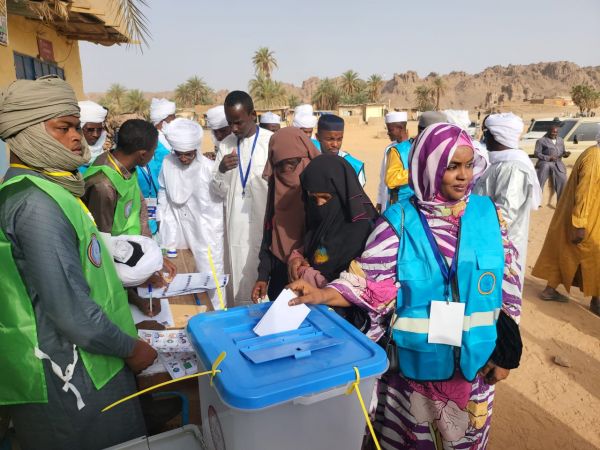 Présidentielle au Tchad : Au Tibesti, les bureaux de vote sont pris d'assaut par les électeurs