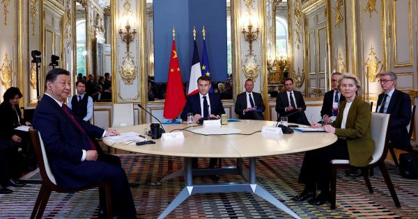 Xi Jinping en France : le déséquilibre commercial avec la Chine se creuse
