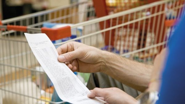 Chips, shampoing, charcuterie... quels sont les produits dont le prix a enfin commencé à baisser ?